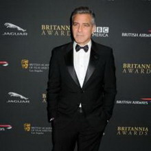 Джордж Клуни скрывает свою истинную сексуальную ориентацию?